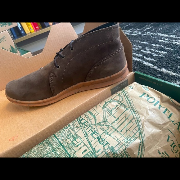 Danner Women’s Pilgrim Chukka Ankle Shoe/Boot! - Picture 4 of 5